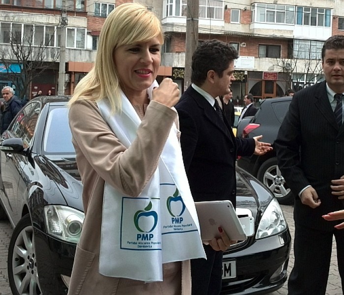 Elena Udrea: USL se va rupe până luni; scandalul este între Ponta şi Antonescu, de a câştiga prezidenţialele