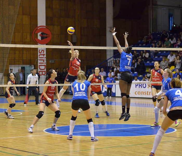 Volei feminin: CSM Târgovişte a piedut şi cel de-al doilea meci al finalei Diviziei A1