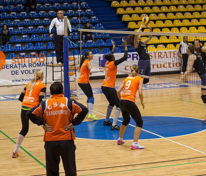 Volei feminin: CS Municipal Târgovişte – Penicilina Iaşi 3 – 0