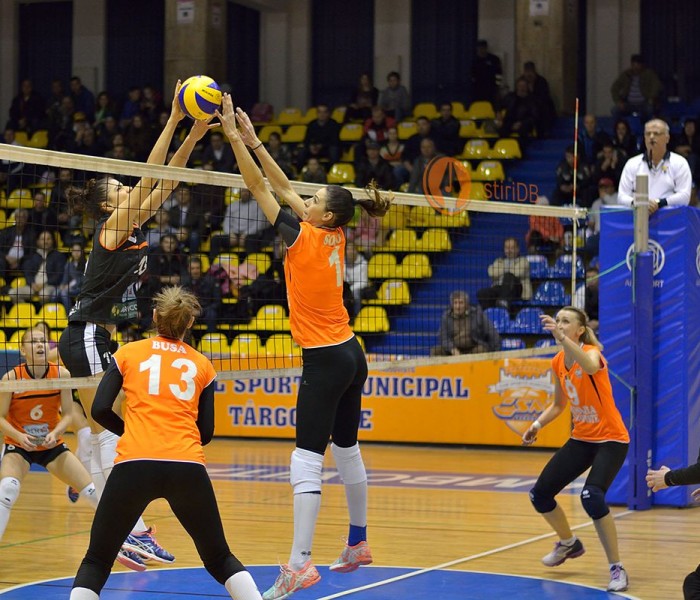 Volei feminin: CSM Târgovişte a câştigat meciul al treilea al finalei Diviziei A1. Scorul general e 2-1 pentru târgoviștence