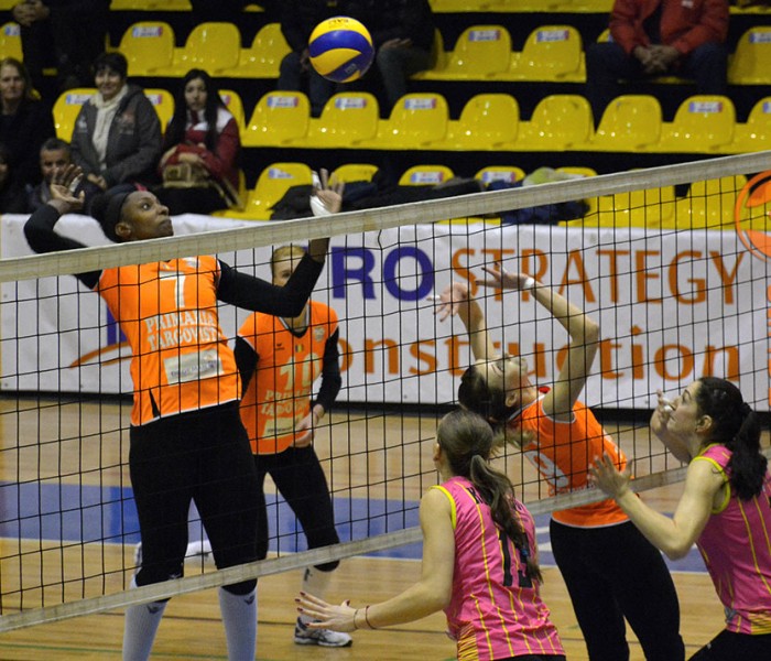 Volei feminin: CSM Târgoviște – CSM București 3 – 1